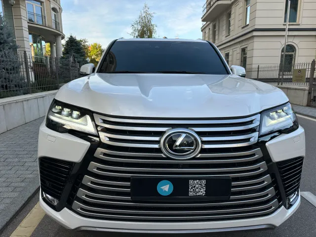 Lexus LX - фото 3