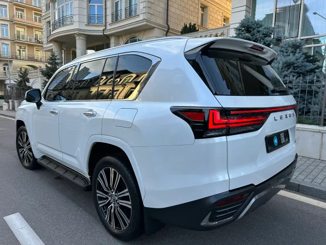 Lexus LX - фото 5