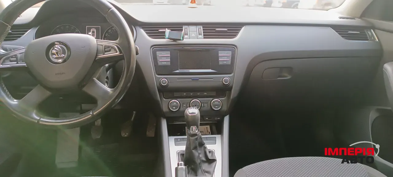 Skoda Octavia - фото 11