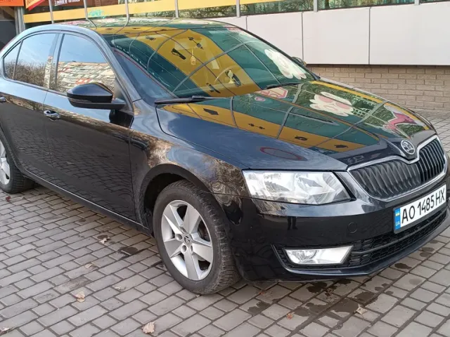 Skoda Octavia - фото 4