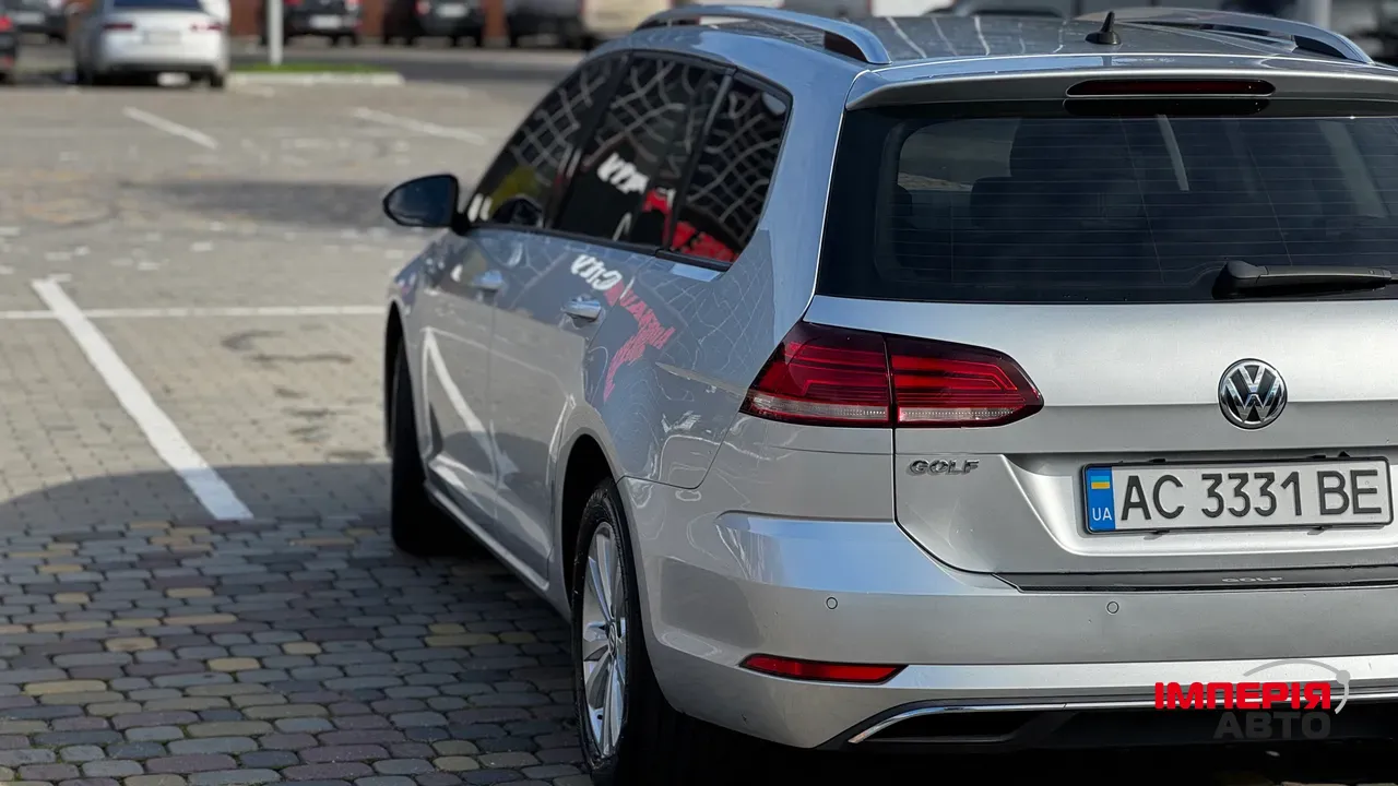 Volkswagen Golf - фото 19