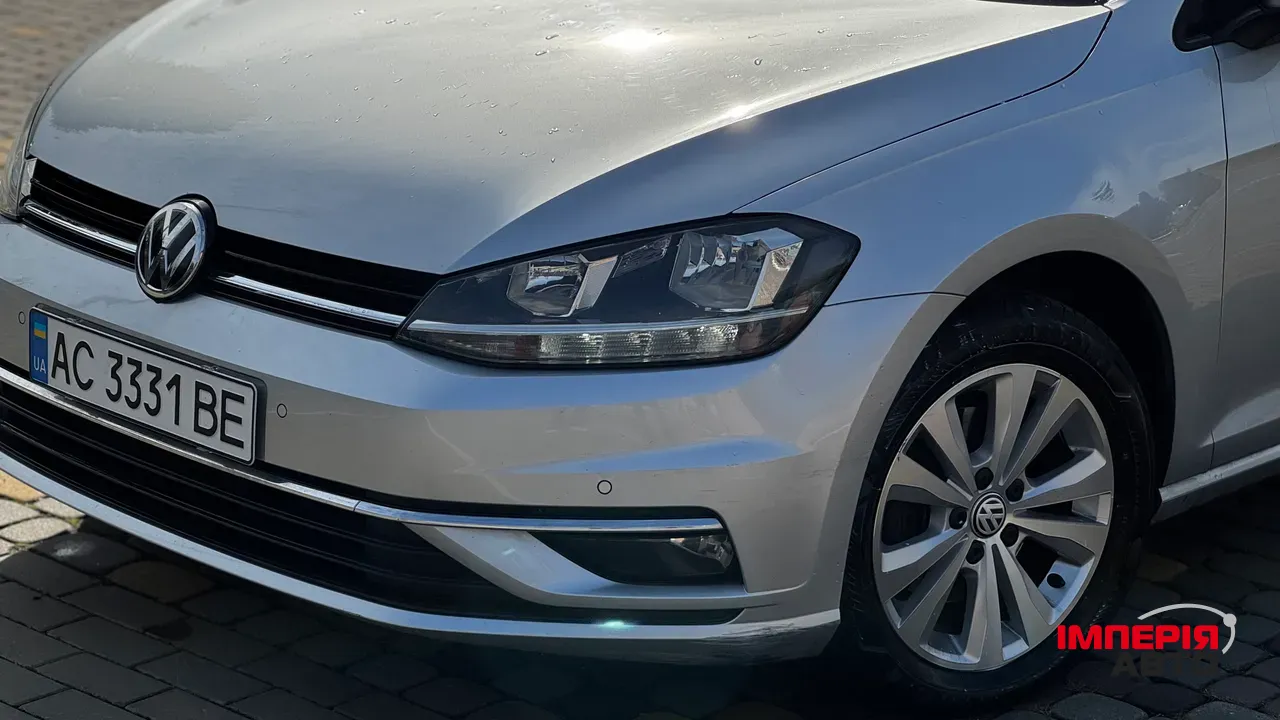 Volkswagen Golf - фото 11