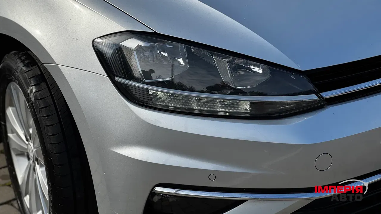 Volkswagen Golf - фото 16