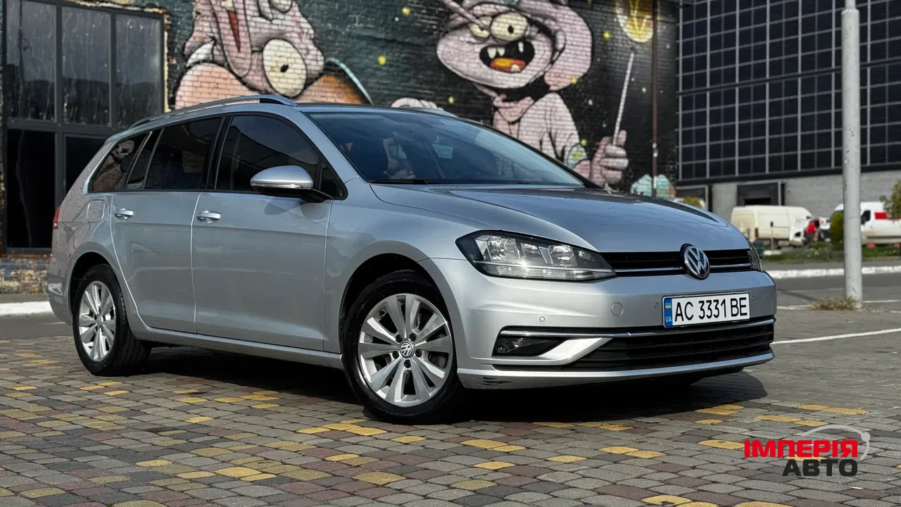 Volkswagen Golf - фото 4