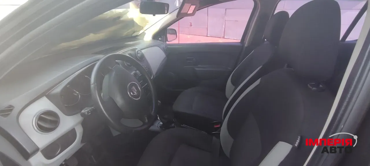 Dacia Sandero - фото 2