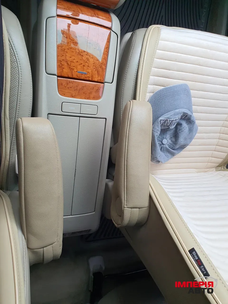 Lexus RX - фото 9