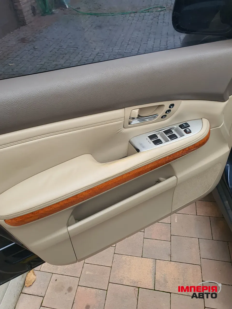 Lexus RX - фото 21