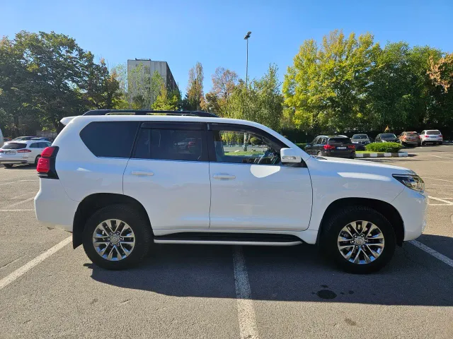 Toyota Land Cruiser Prado - фото 5