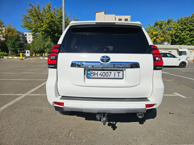 Toyota Land Cruiser Prado - фото 4