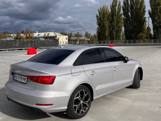 Audi A3 - фото 5