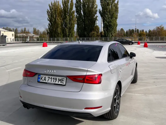 Audi A3 - фото 4