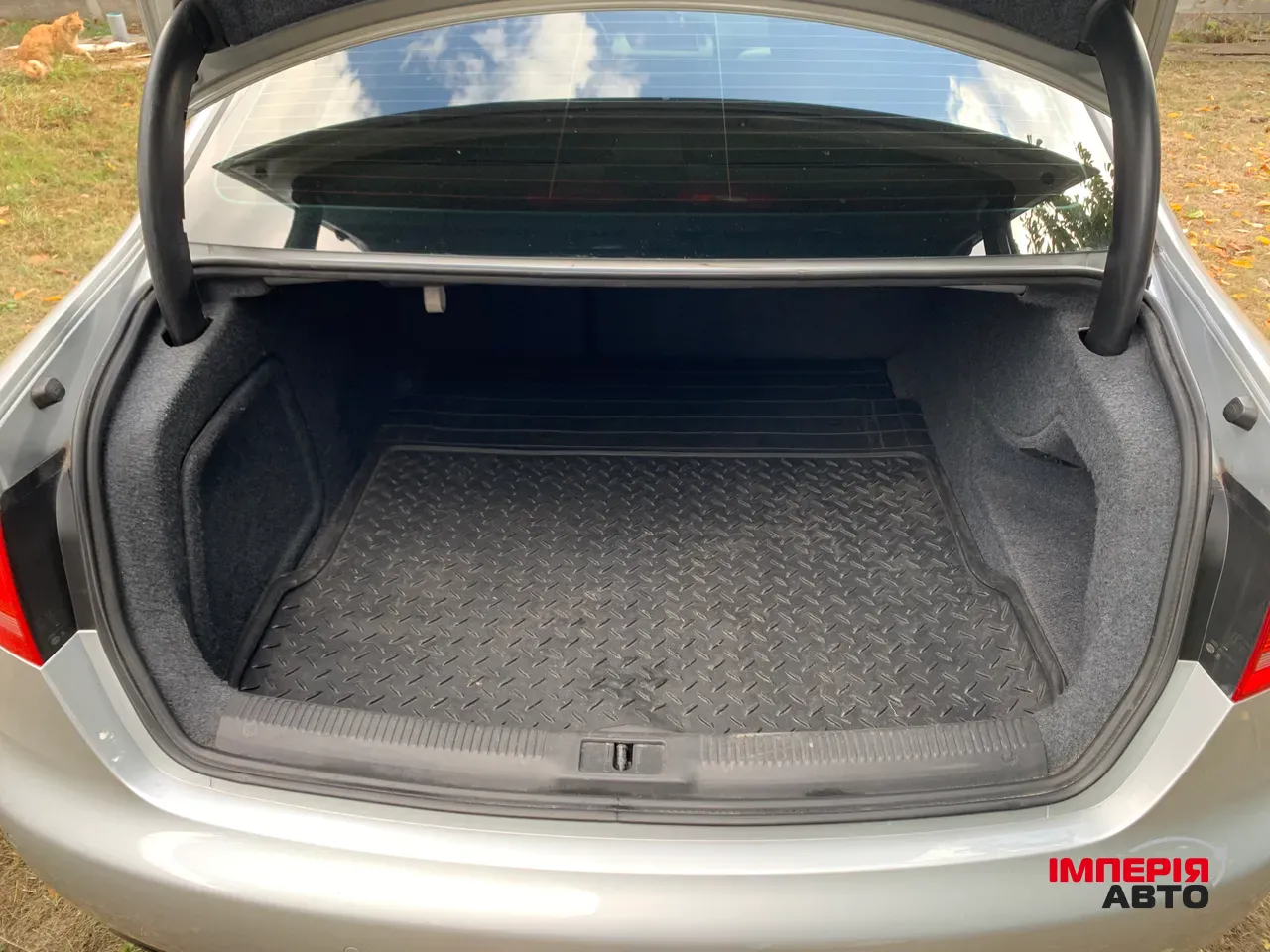 Audi A4 - фото 26