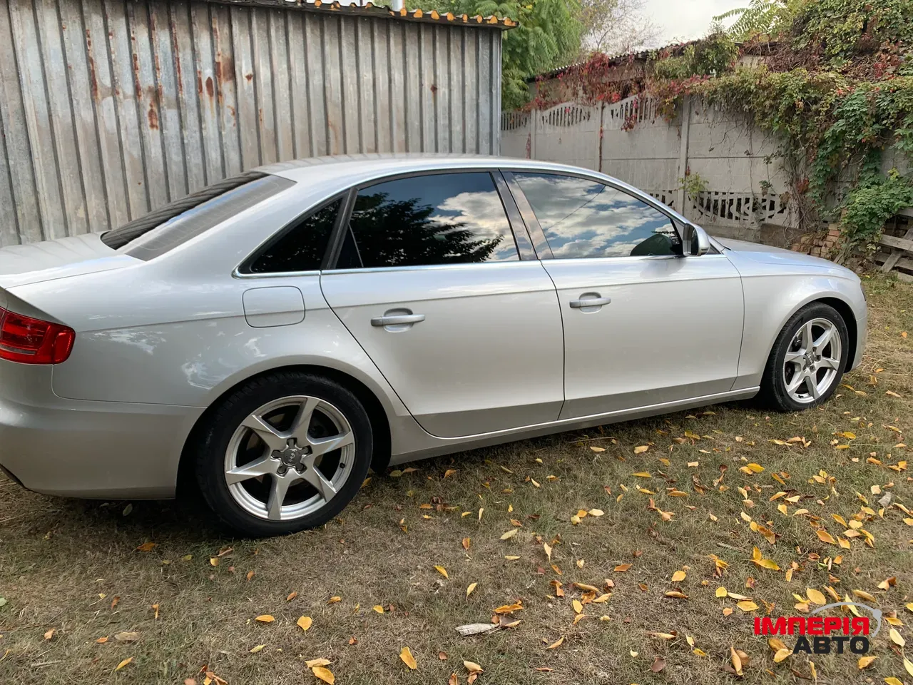 Audi A4 - фото 9
