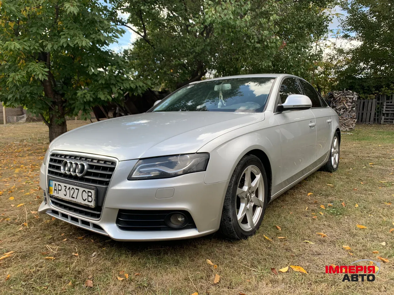 Audi A4 - фото 1