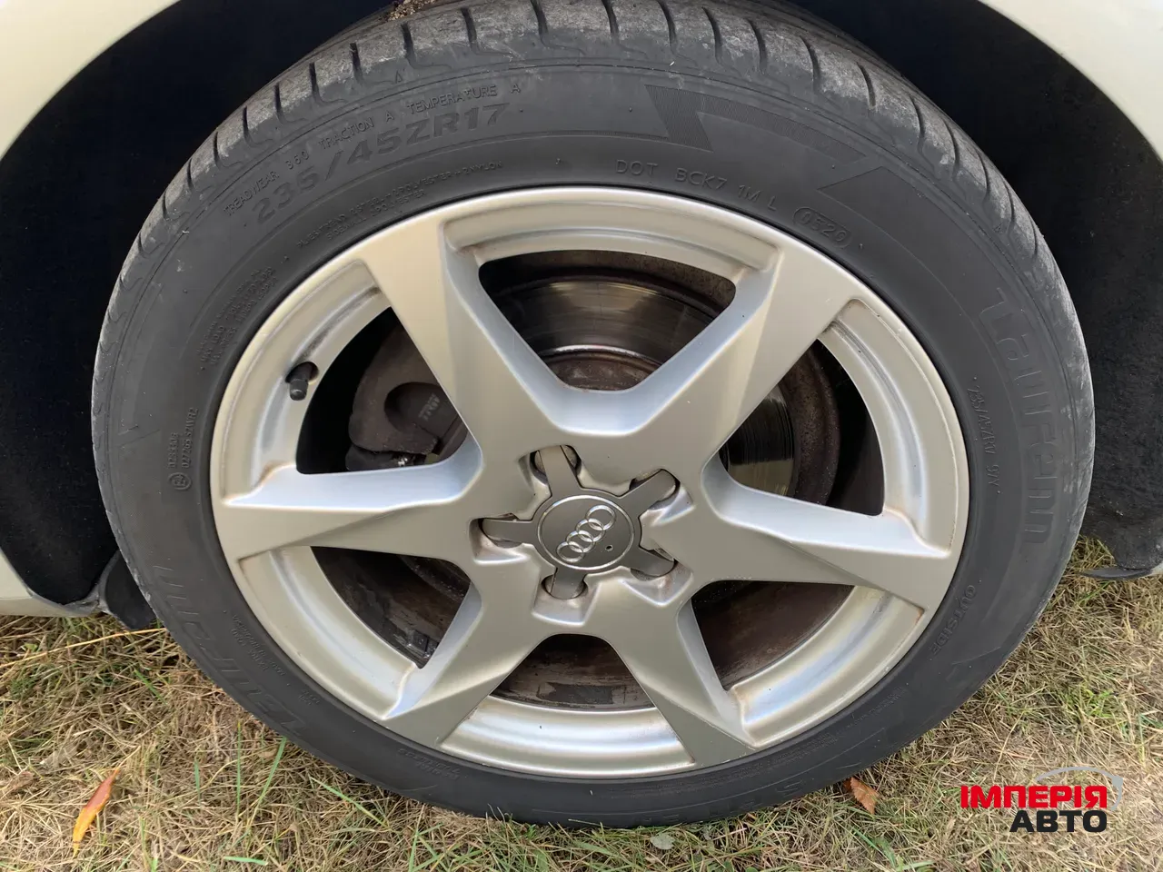 Audi A4 - фото 28