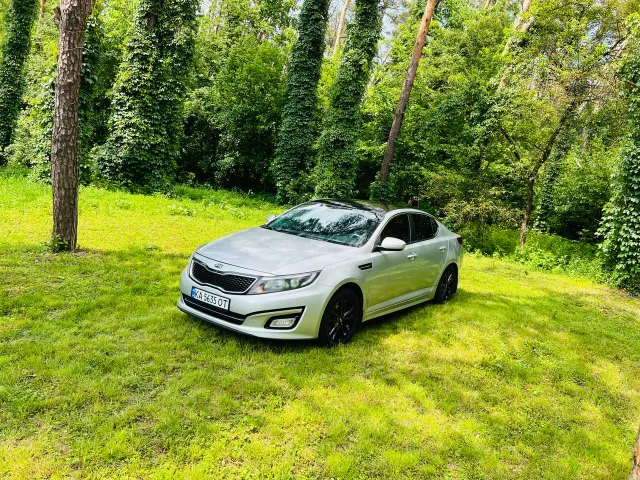 Kia K5 - фото 1