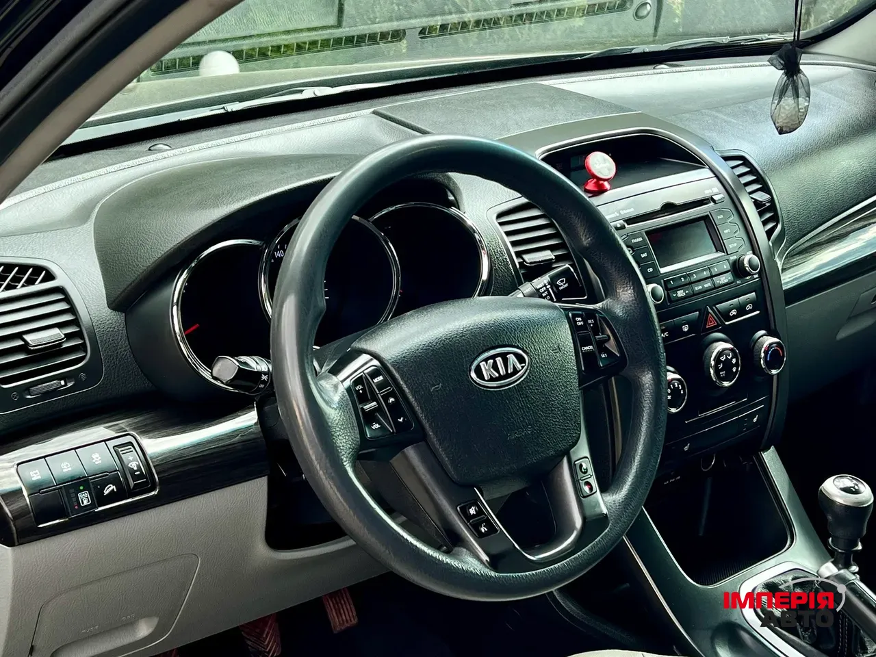 Kia Sorento - фото 4