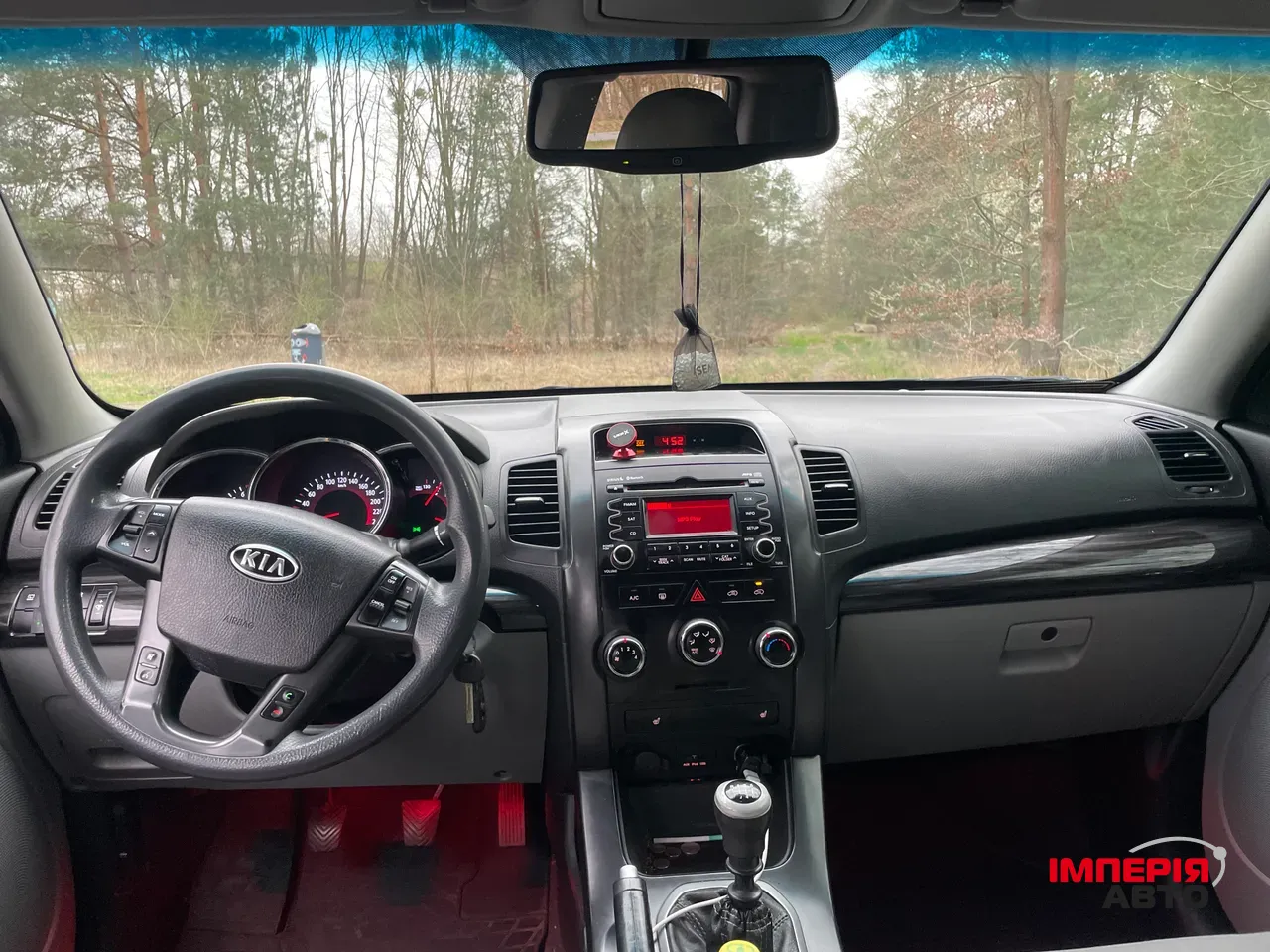 Kia Sorento - фото 8