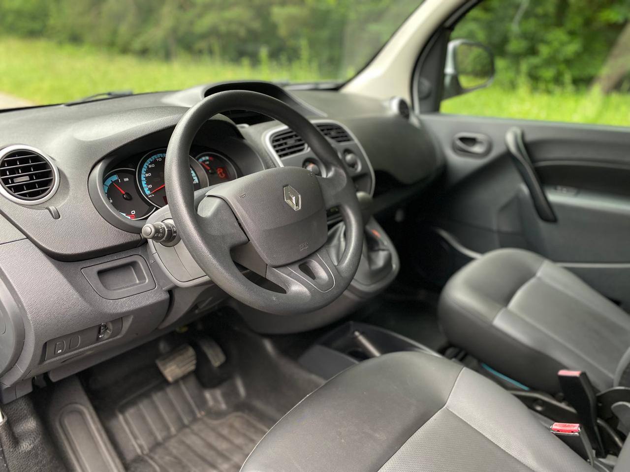 Renault Kangoo - фото 26