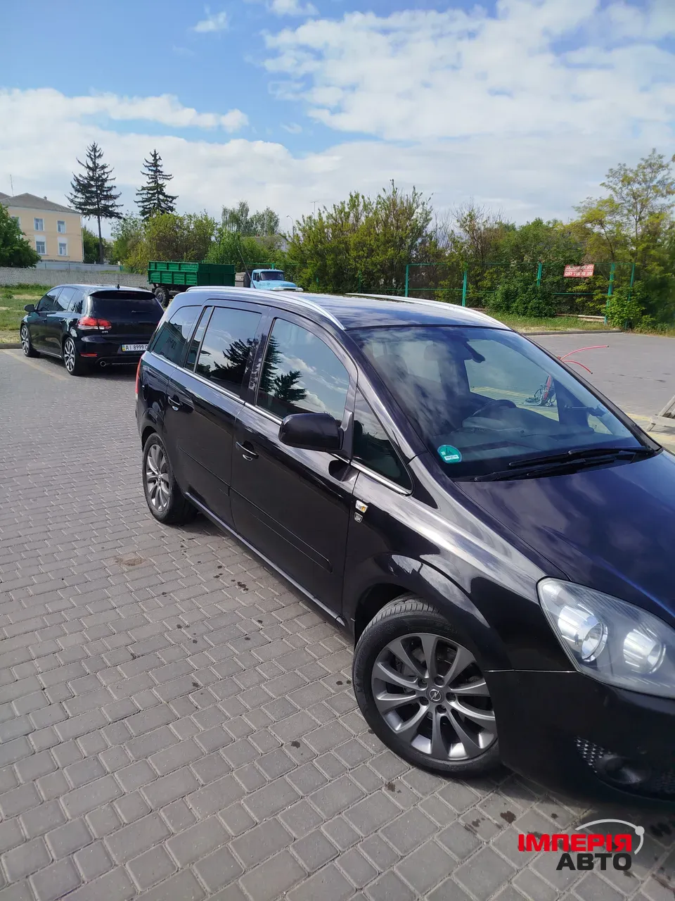 Opel Zafira - фото 2