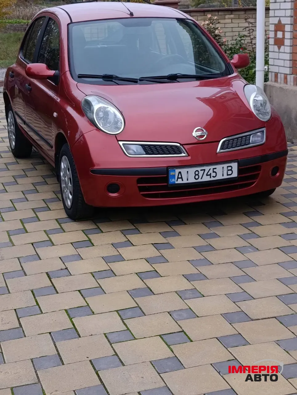 Nissan Micra - фото 1