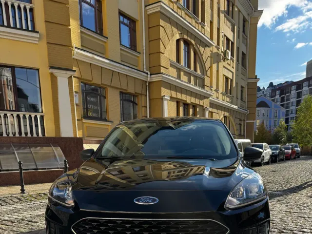 Ford Escape - фото 1