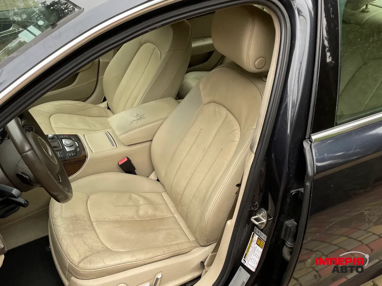 Audi A6 - фото 26