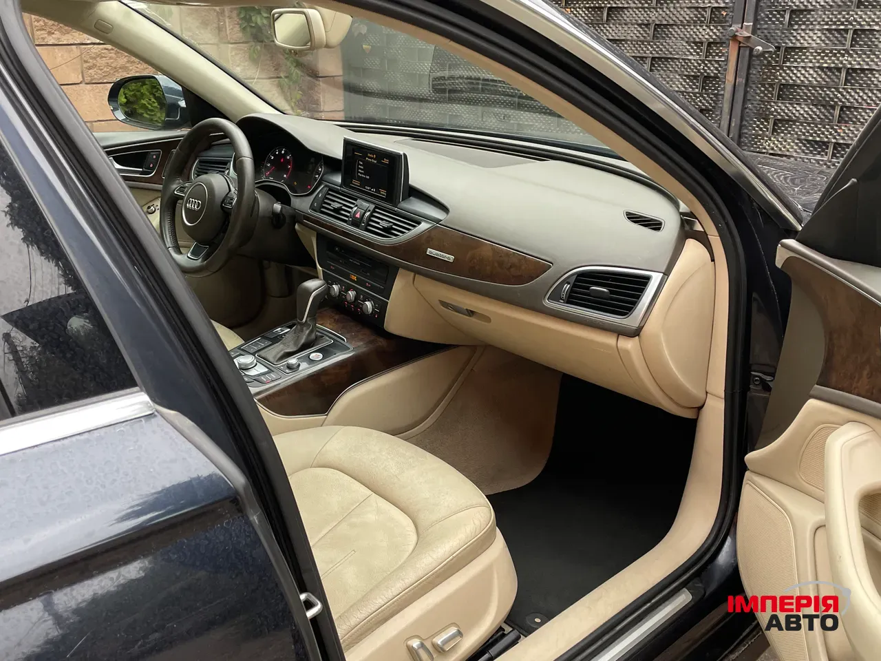 Audi A6 - фото 22