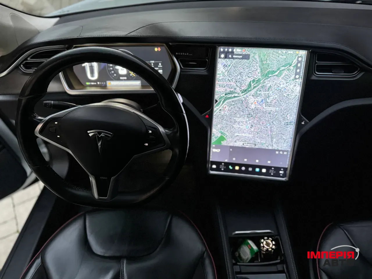 Tesla Model S - фото 8