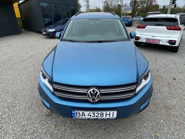 Volkswagen Tiguan - фото 3
