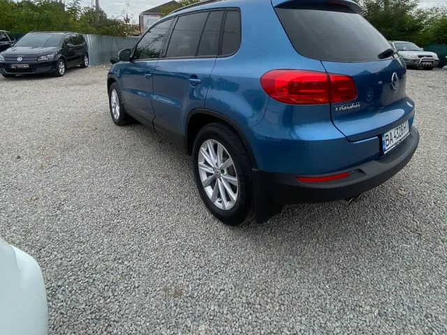 Volkswagen Tiguan - фото 5