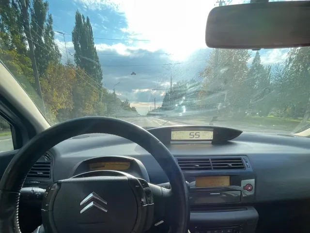 Citroen C4 - фото 3