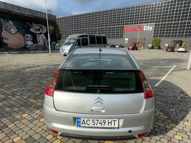 Citroen C4 - фото 5