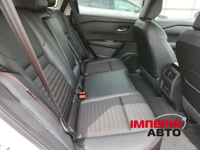 Nissan Rogue - фото 8