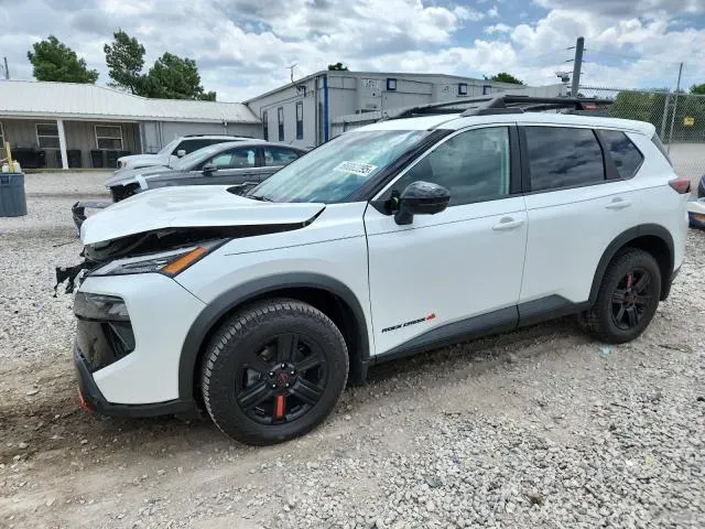 Nissan Rogue - фото 2