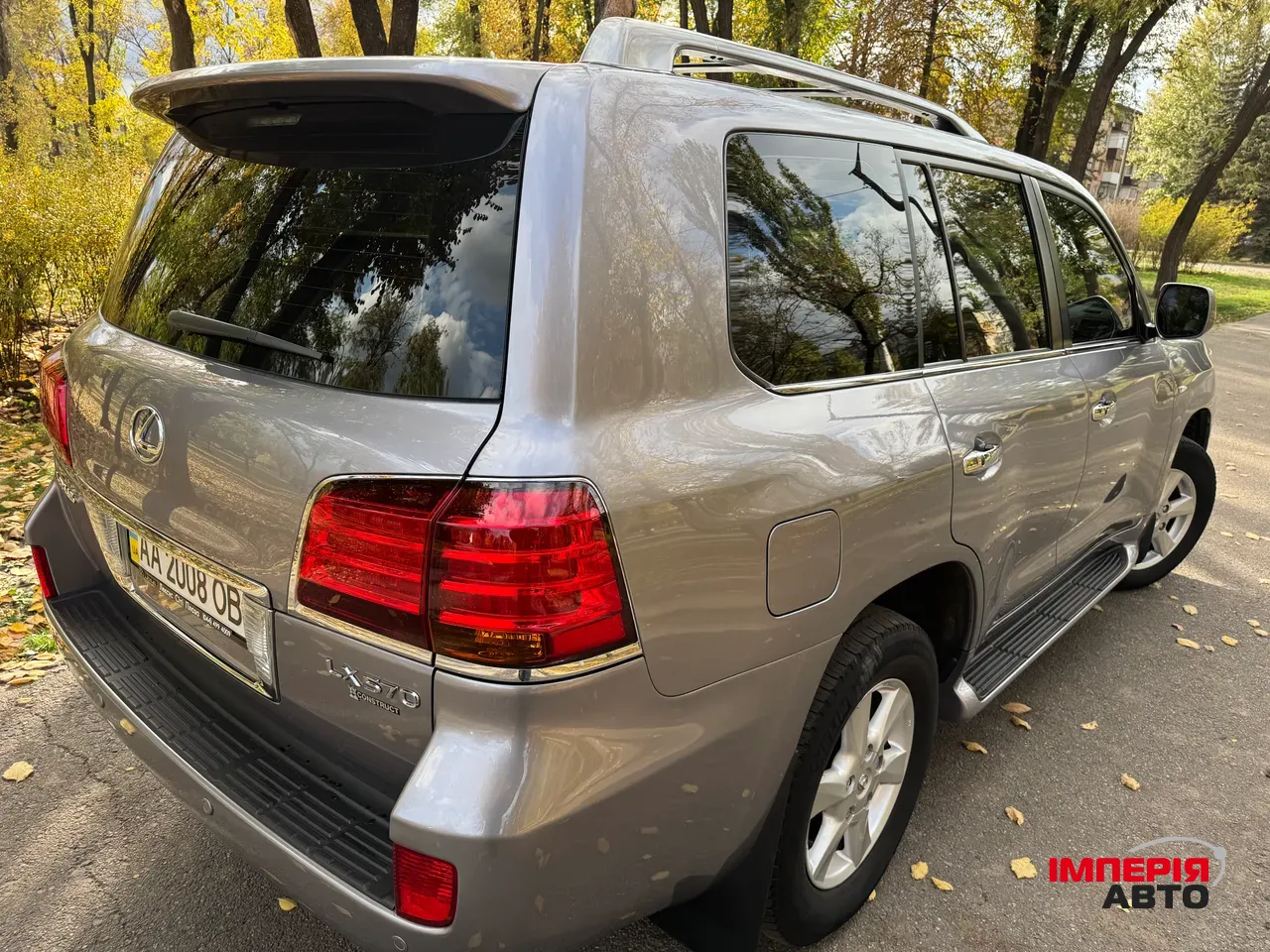 Lexus LX - фото 6