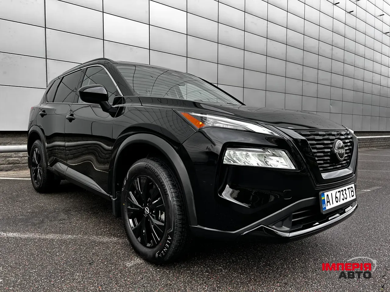 Nissan Rogue - фото 1
