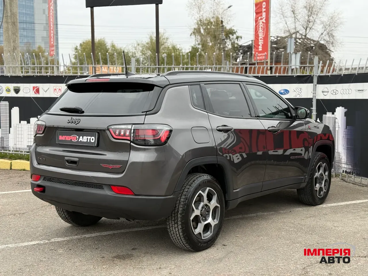 Jeep Compass - фото 7