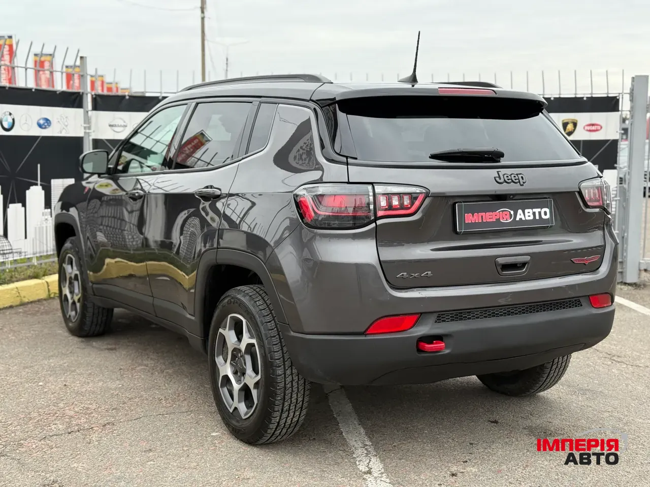 Jeep Compass - фото 10