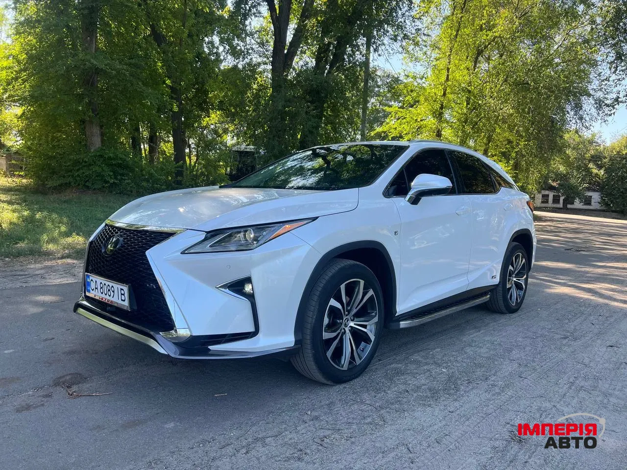Lexus RX - фото 1