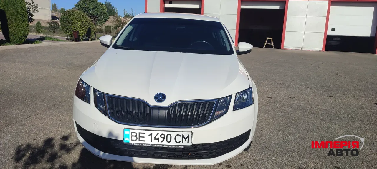 Skoda Octavia - фото 3