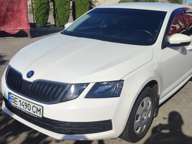 Skoda Octavia - фото 2
