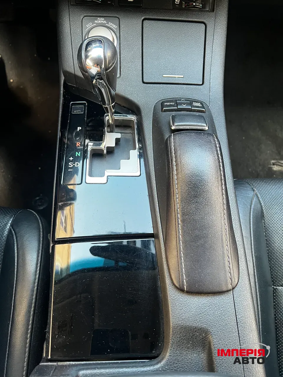 Lexus ES - фото 5