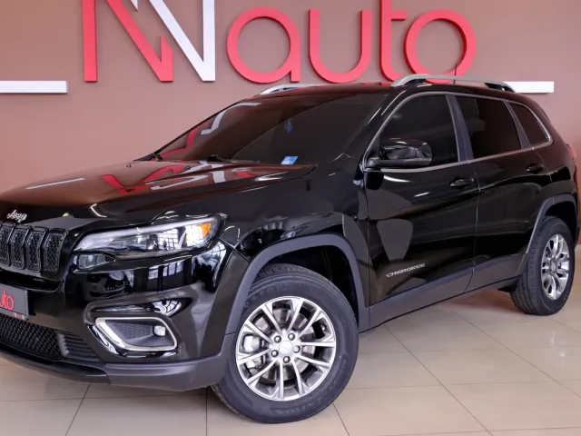 Jeep Cherokee - фото 2