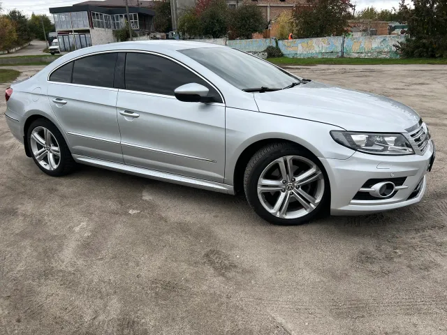 Volkswagen Passat CC - фото 2