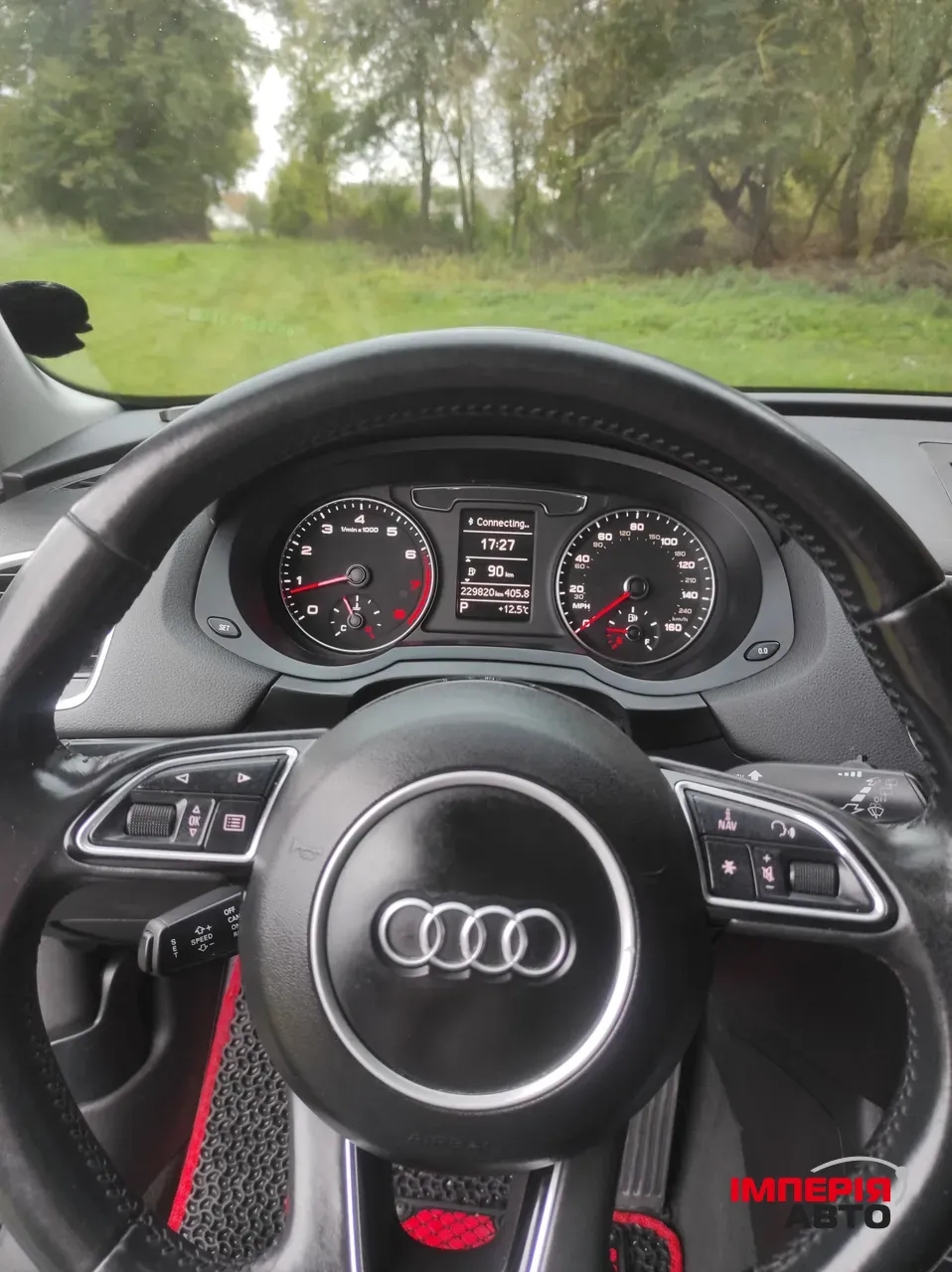 Audi Q3 - фото 12