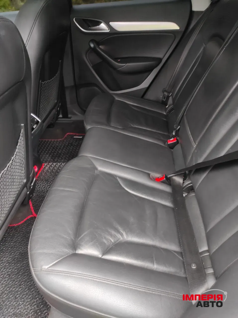 Audi Q3 - фото 14