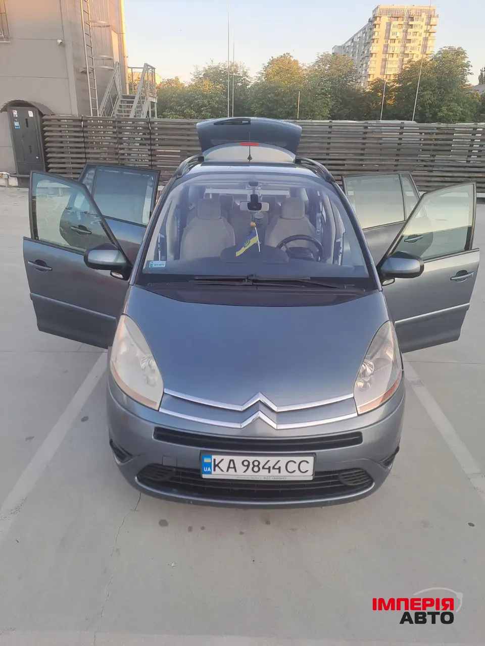 Citroen C4 Picasso - фото 3