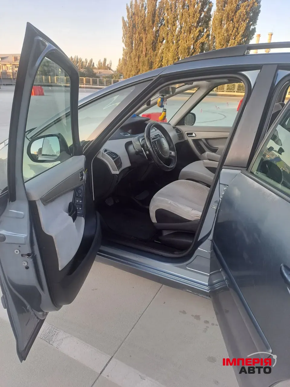 Citroen C4 Picasso - фото 24