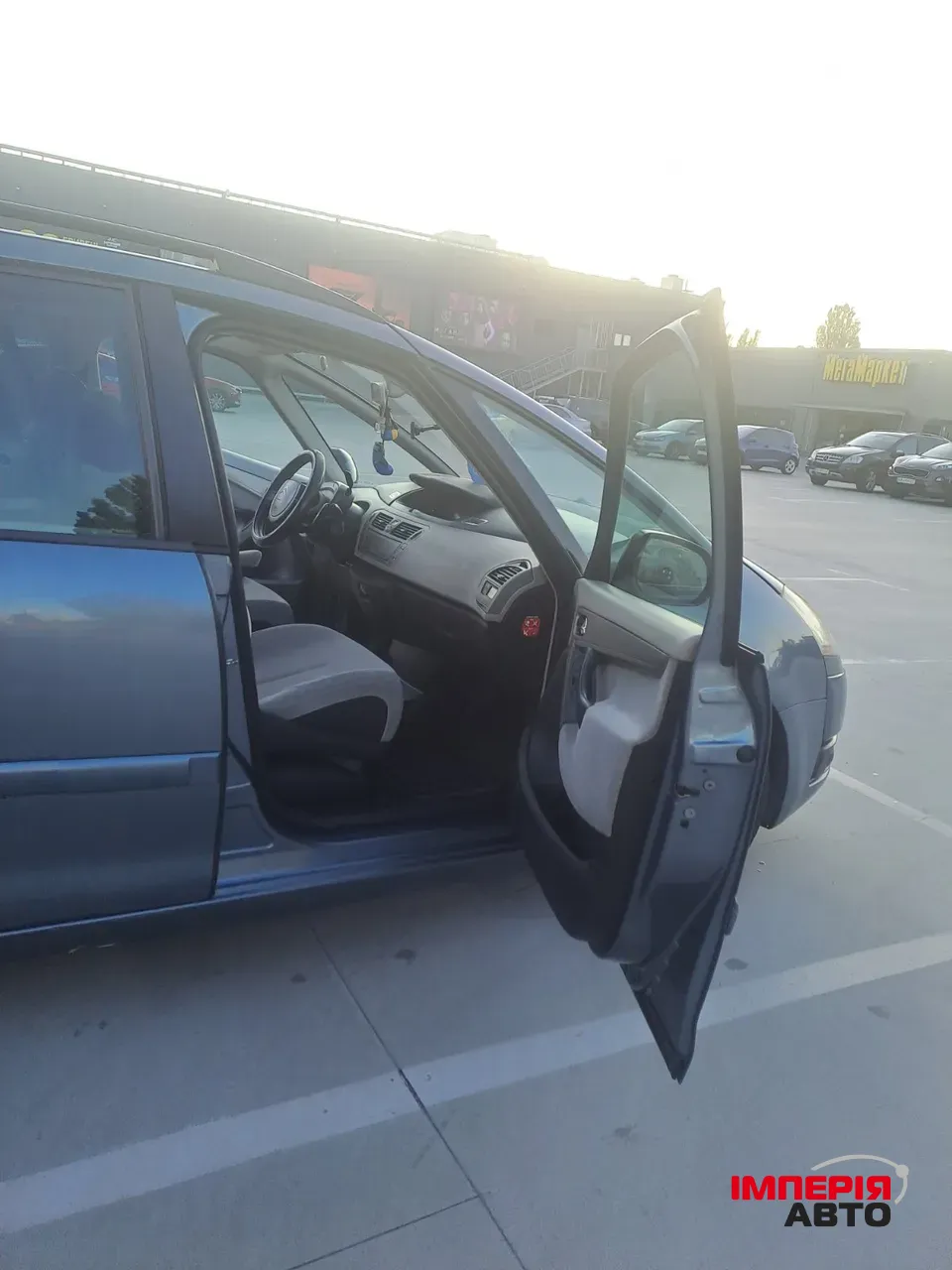 Citroen C4 Picasso - фото 18